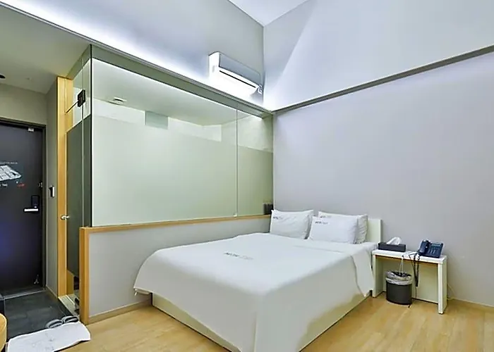 Tao Hotel 3*